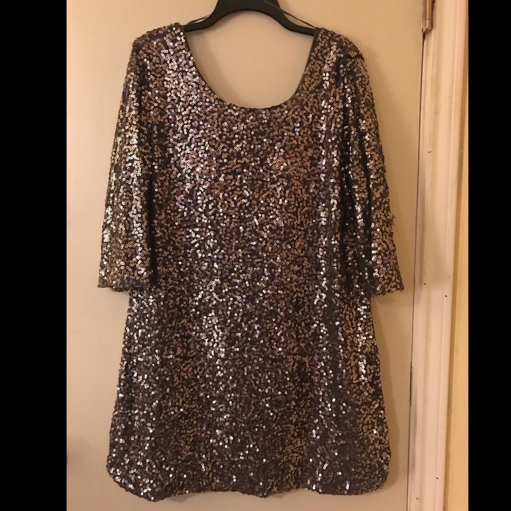 Plus size sequins mini dress 3/4 sleeve